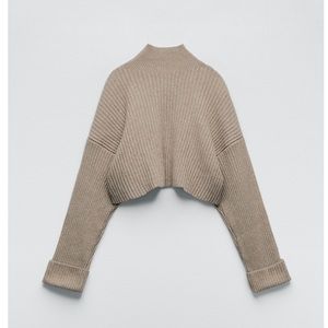 Zara Mock Neck Ribbed Cropped Sweater 4331/130 Taupe Gray
